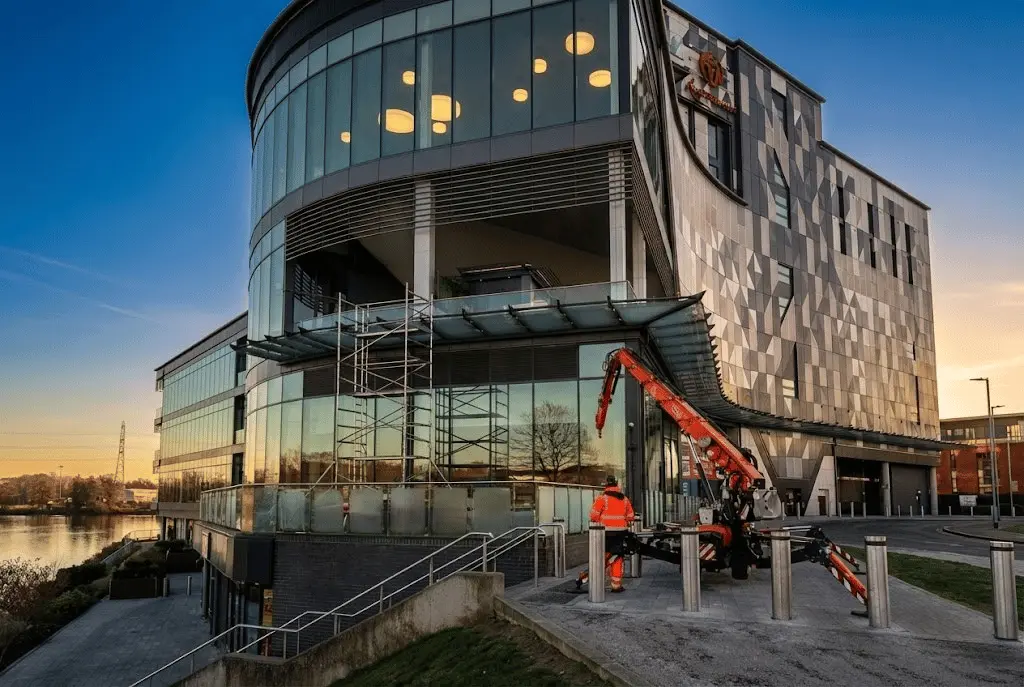 Overhead glazing at Resorts World Birmingham with replacement 13.52mm toughened HST laminated glass panel with screen-printed frit pattern