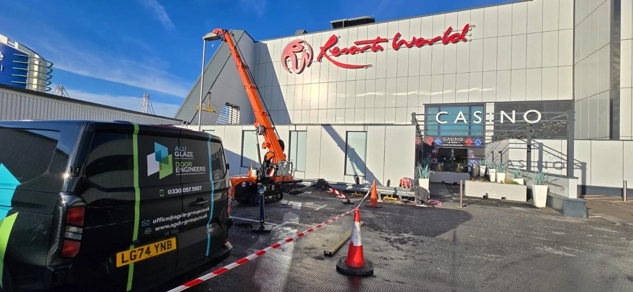 Roof glazing at Genting Casino, Resorts World Birmingham where toughened laminated glass panels were replaced by Alu-Glaze